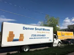 Denver Small Moves LLC Logo